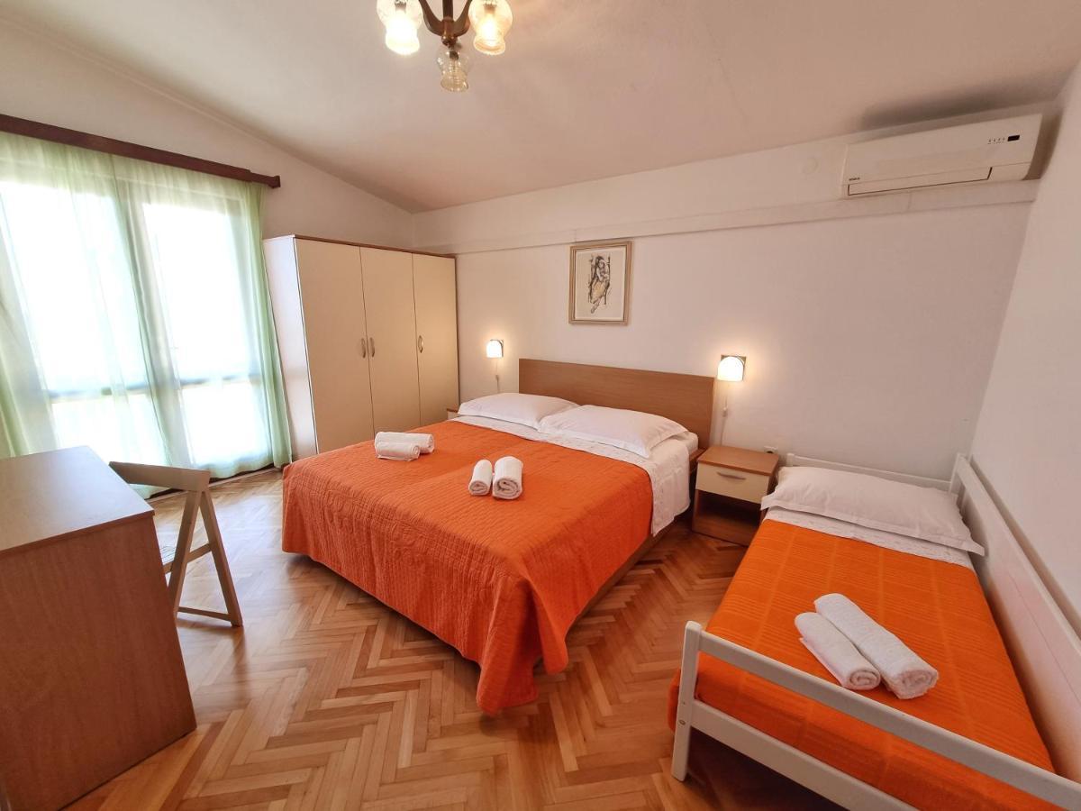 Apartmani Dalija Tučepi Exterior foto