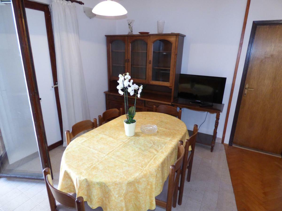 Apartmani Dalija Tučepi Exterior foto